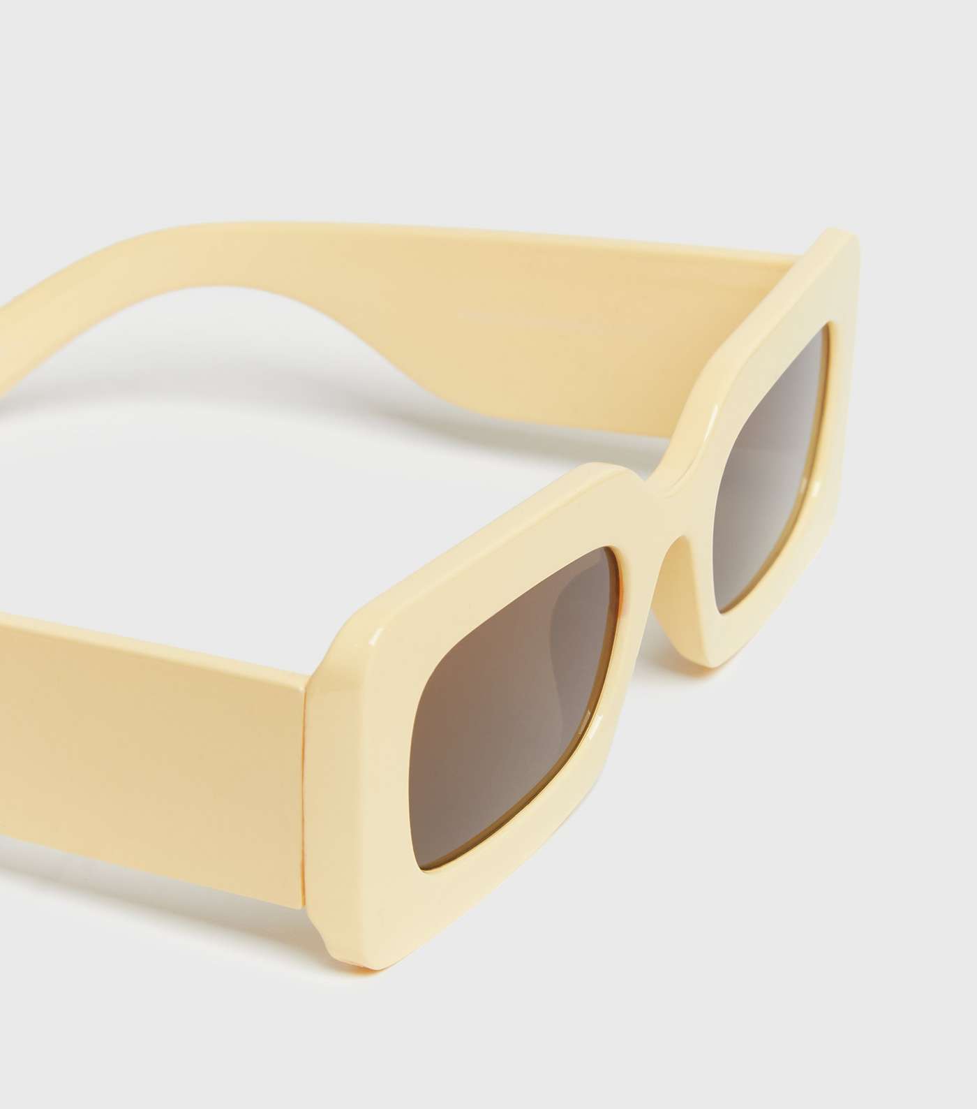 Mellow Yellow Tinted Oval Sunglasses Image 3