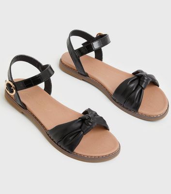 black sandals for girls
