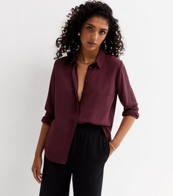 Burgundy shirt hot sale womens outfit