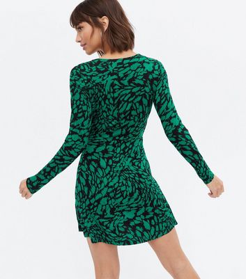 Green Leopard Print Tie Side Mini Wrap Dress New Look