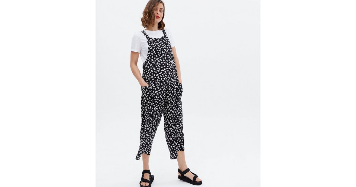 Maternity Black Floral Dungaree Wide Leg Crop Jumpsuit New Look