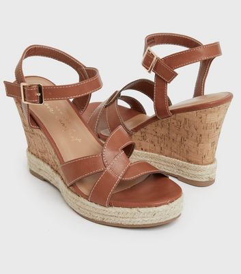 Ladies tan 2025 wedge sandals