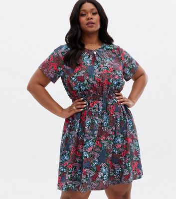 Curves Black Floral Shirred Crepe Mini Dress New Look