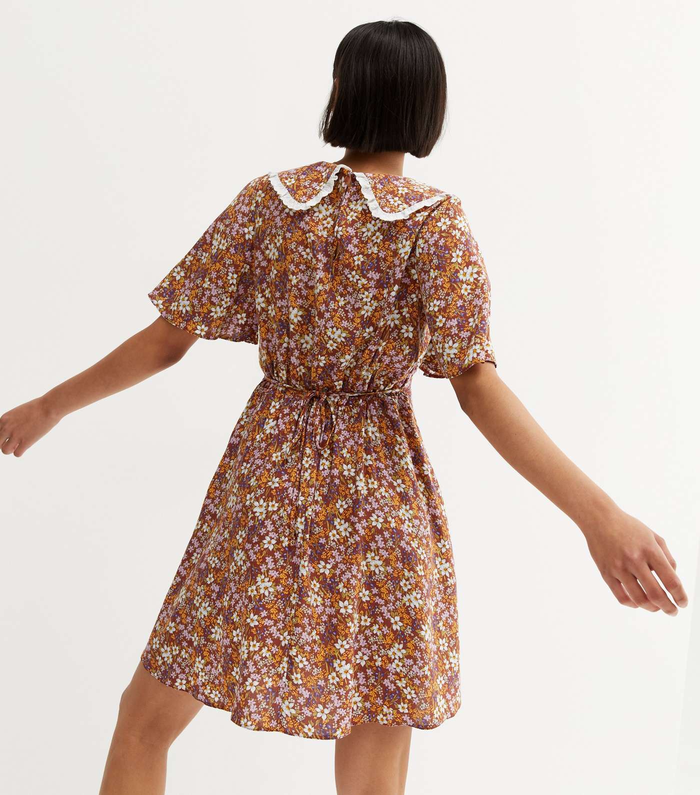 Brown Ditsy Floral Frill Collar Tie Back Mini Dress Image 4
