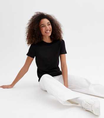 Black Short Sleeve Crew Neck T-Shirt