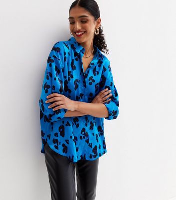 Blue leopard print store blouse