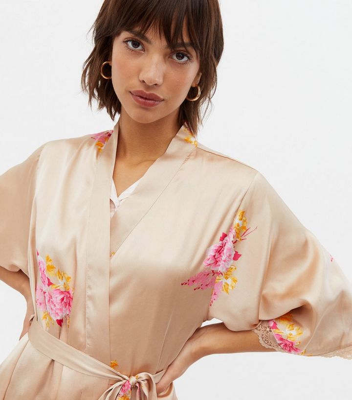 form Tarmfunktion loft Vero Moda Pink Floral Satin Lace Kimono Dressing Gown | New Look