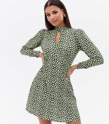 Green Animal Print Crinkle Keyhole Mini Dress New Look