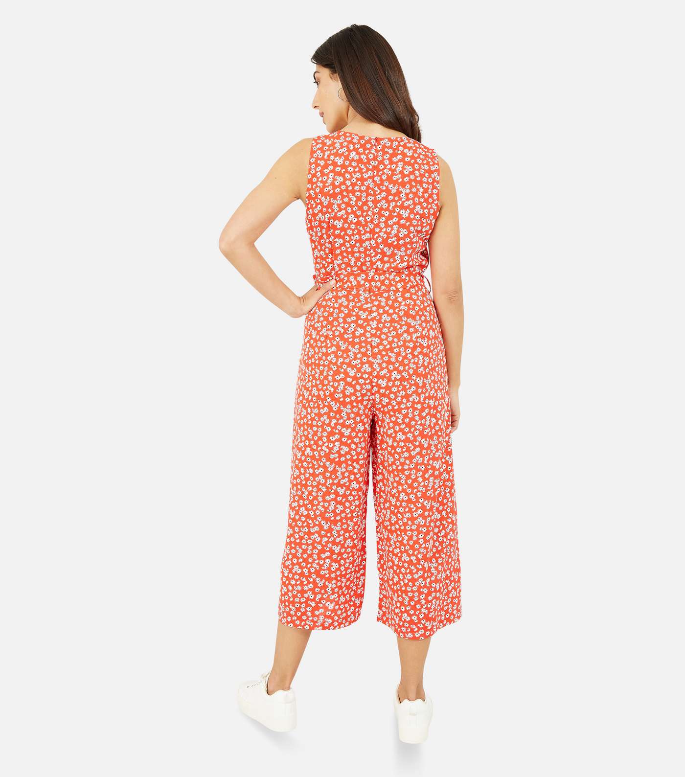 Mela Red Daisy Belted Sleeveless Crop Jumpsuit Image 4