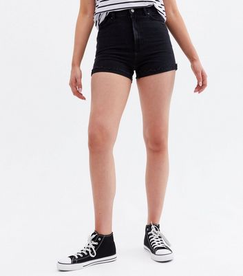 Tall Black Denim Mom Shorts | New Look