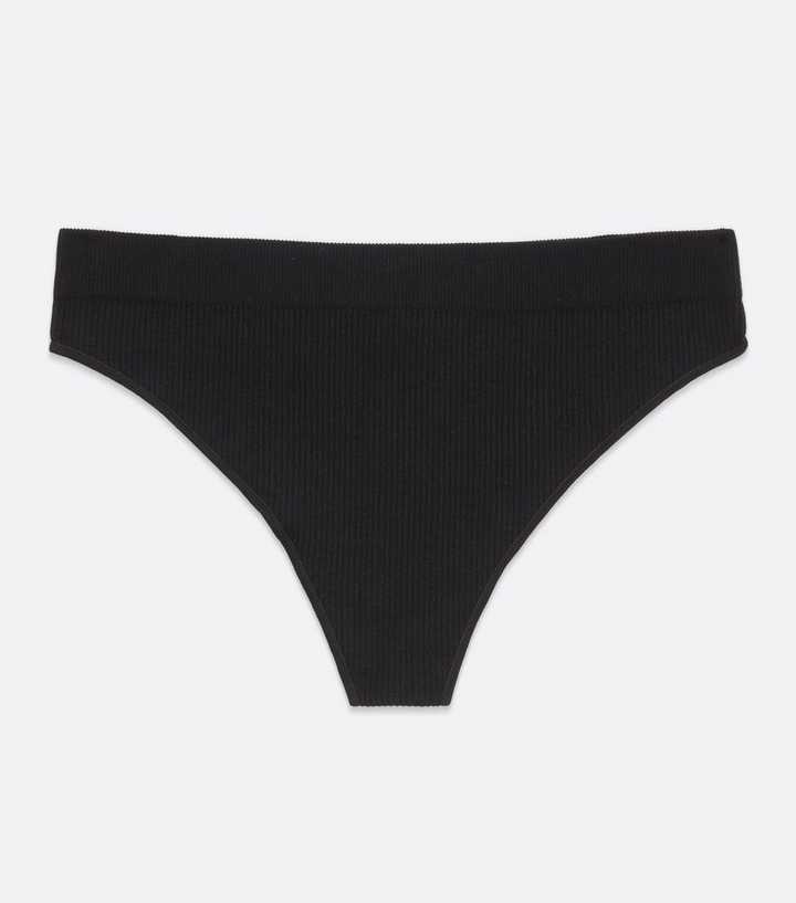 https://media2.newlookassets.com/i/newlook/820943701M9/womens/clothing/lingerie/curves-black-ribbed-seamless-thong.jpg?strip=true&qlt=50&w=720