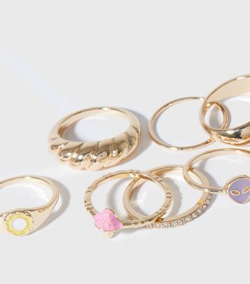 7 Pack Gold 90s Themed Mixed Stacking Rings New Look