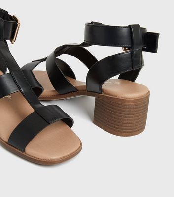 black strappy sandals chunky heel