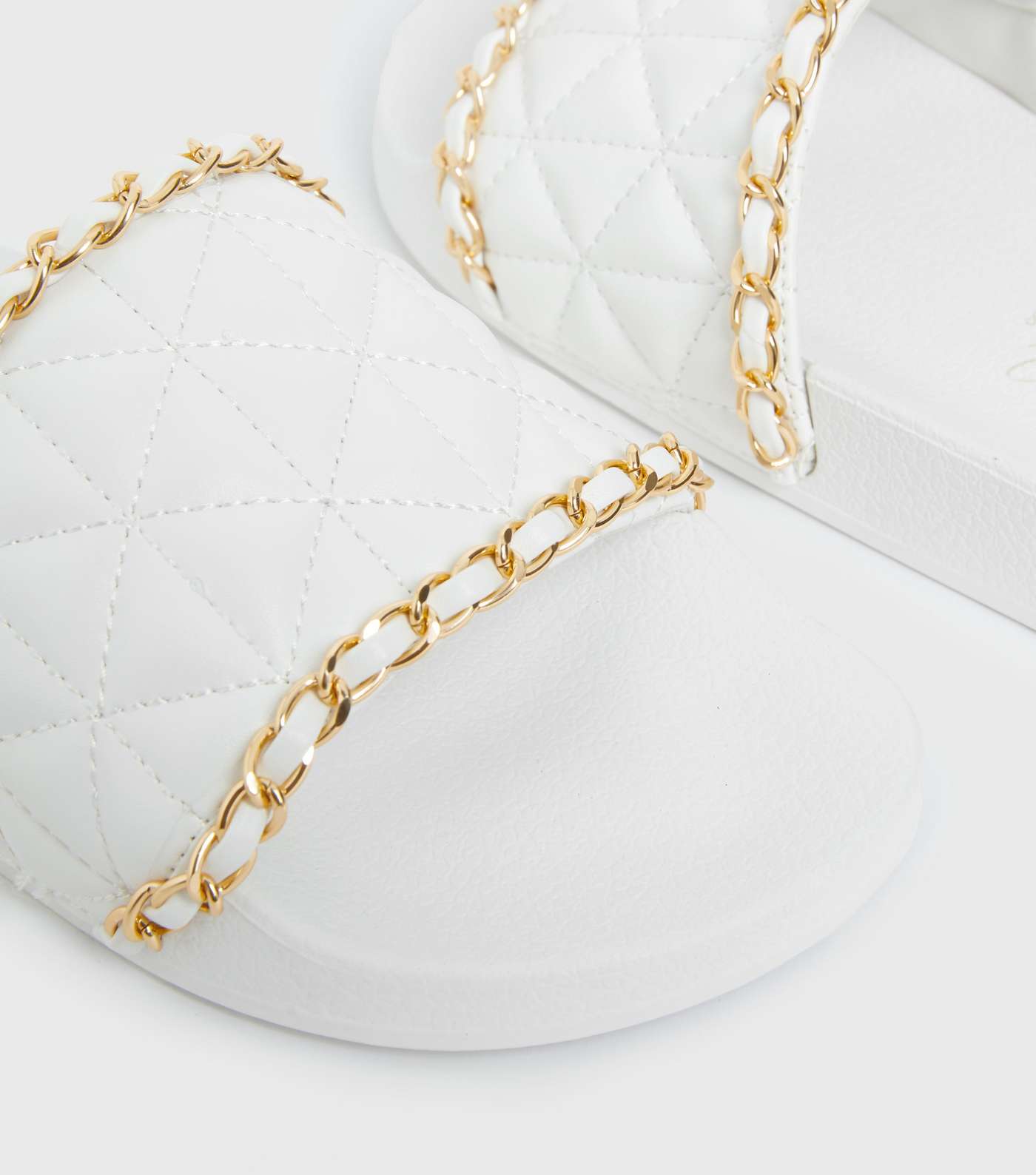 Bon Voyage White Leather-Look Chain Sliders Image 4