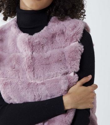 faux fur gilet size 14