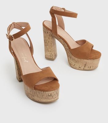 Cork outlet block heels