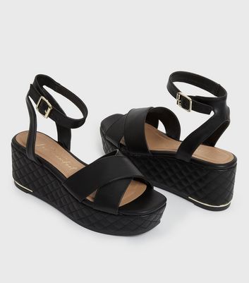 black flatform sandals