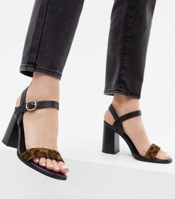 Topshop Wide Fit Leopard Print Block 