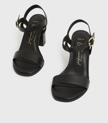Damen Schuhe & Stiefel Wide Fit Black Leather-Look Block Heel Sandals