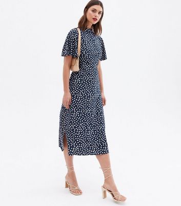 New look puff sleeve midi dress in blue deals spot