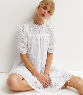 White shops broderie smock dress