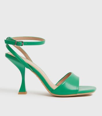 Green sandals new online look