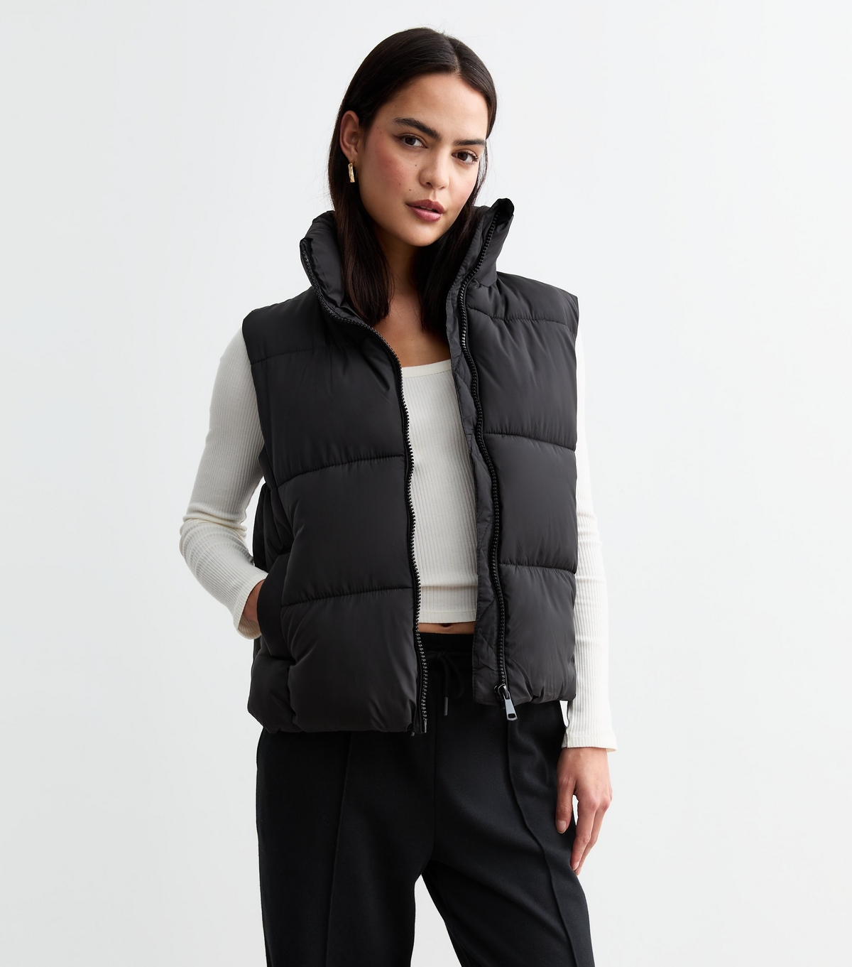 Women's Black Puffer Crop Gilet New Look