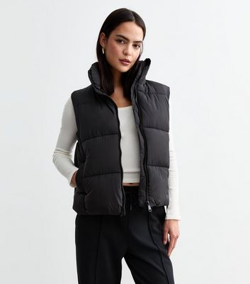 Black Puffer Crop Gilet | New Look