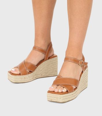 Rebels deals shoes wedges