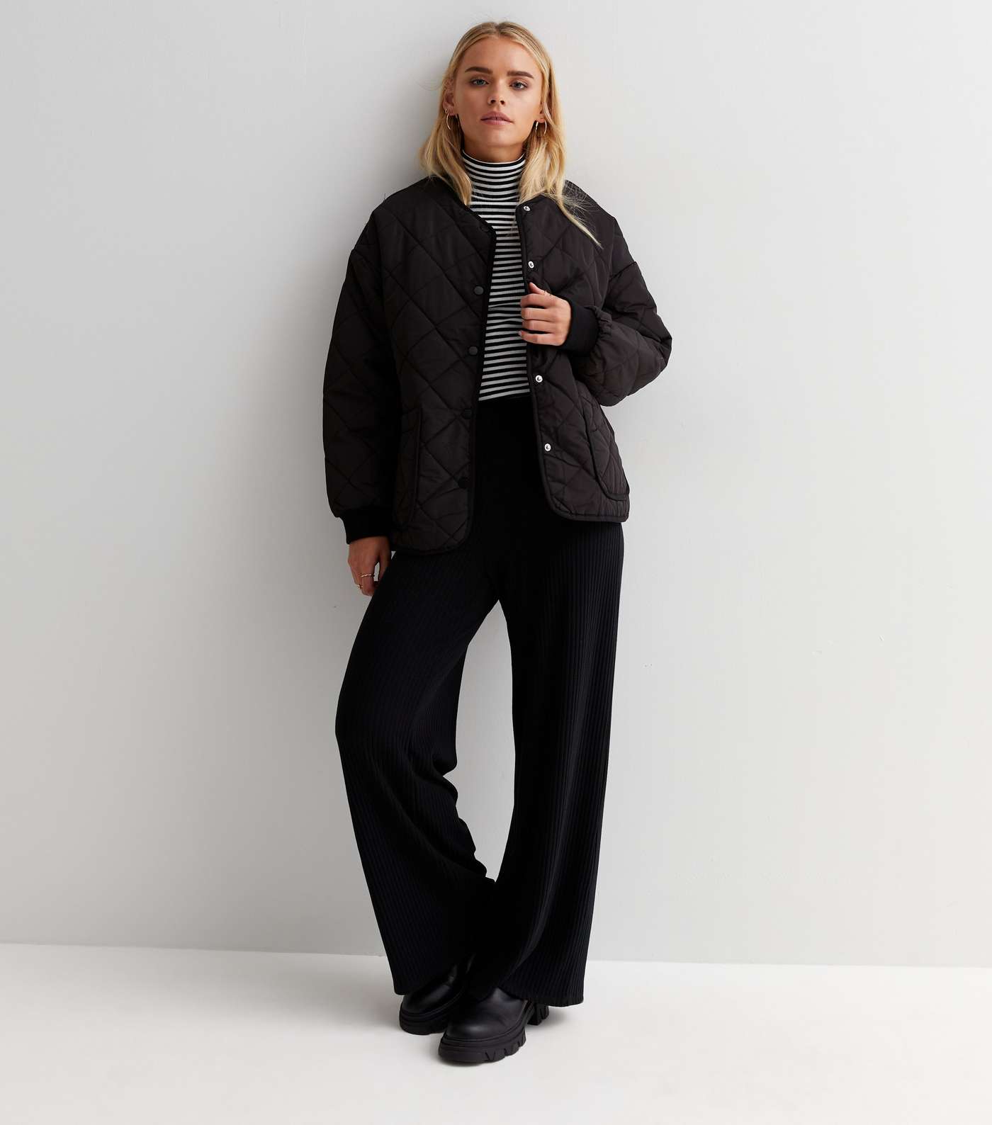 Petite Black Quilted Collarless Jacket Image 3