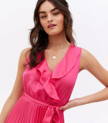 New look clearance pink pleated dress