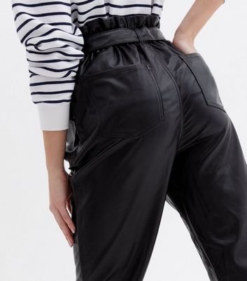 Damen Bekleidung Urban Bliss Black Leather-Look Tie High Waist Trousers
