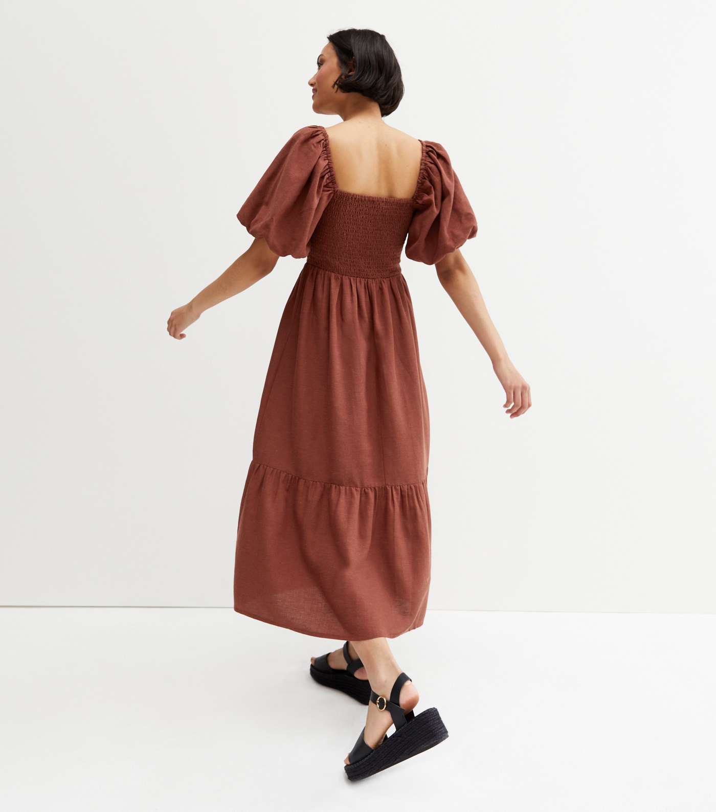 Dark Brown Linen-Look V Neck Puff Sleeve Midi Dress Image 4