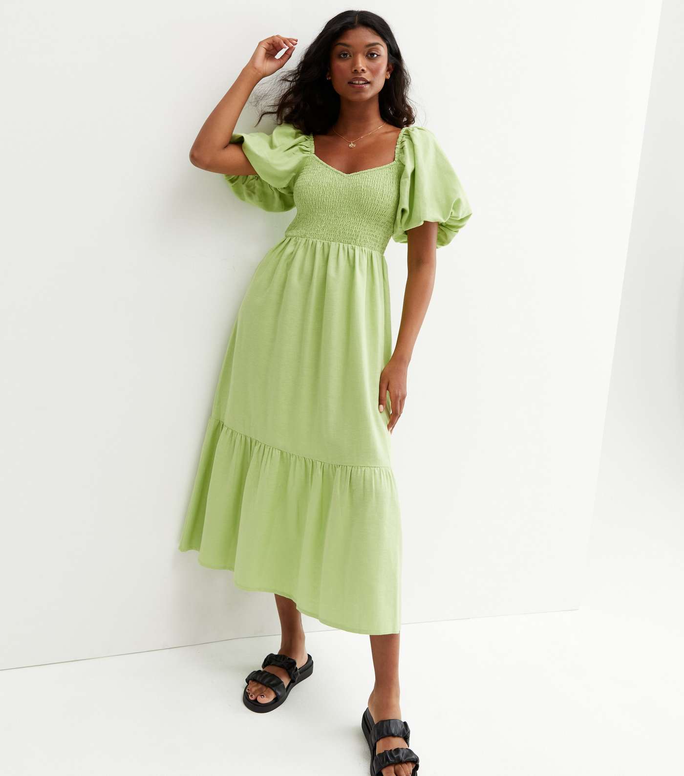 Light Green Linen-Look V Neck Puff Sleeve Midi Dress Image 2