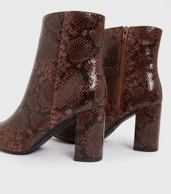 Block heel shop snakeskin boots