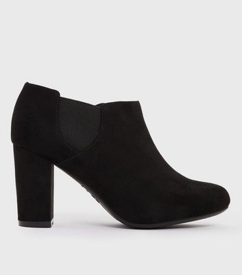 Block heel shoe online boot