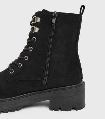 Black chunky hotsell boots new look