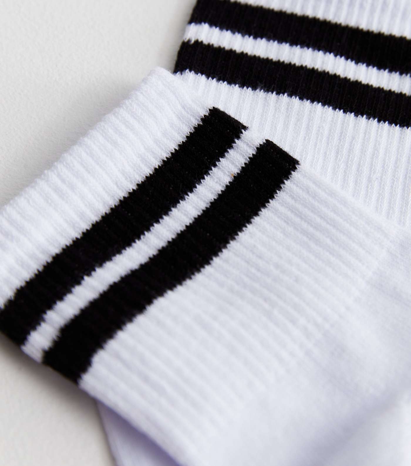 White Double Sports Stripe Socks Image 2