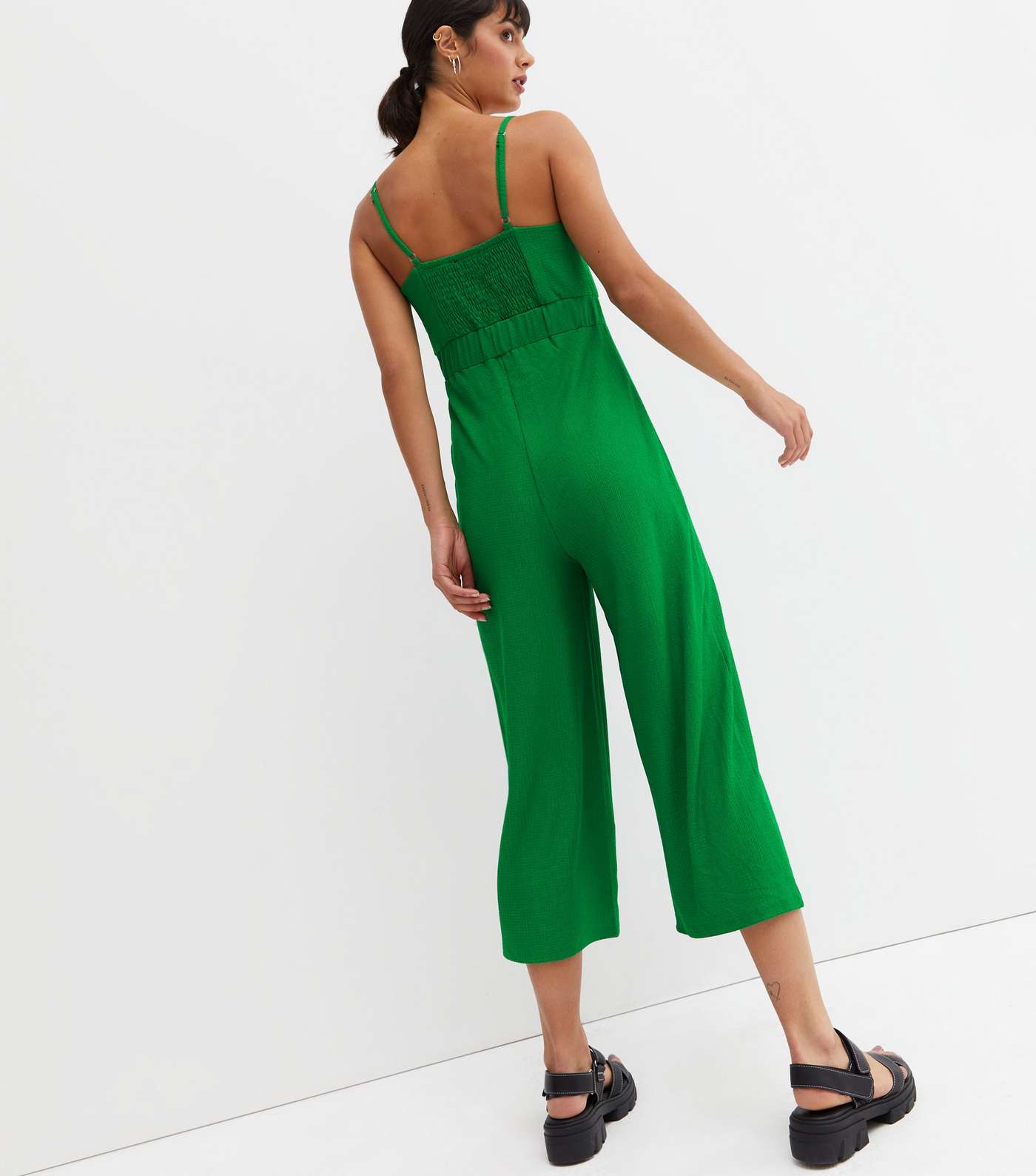 Green Crinkle Strappy Tie Front Jumpsuit Image 4
