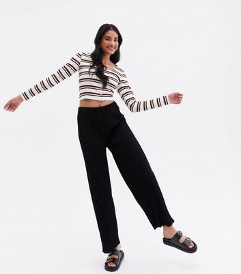 Pleated Cropped Trousers  A HardFought Battle  cute  little  Dallas  Petite Fashion Blogger