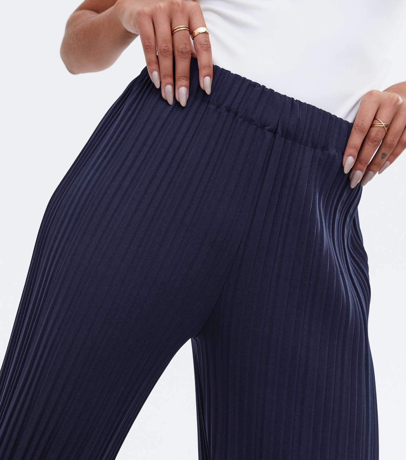 Blue Vanilla Navy Pleated Crop Trousers Image 3