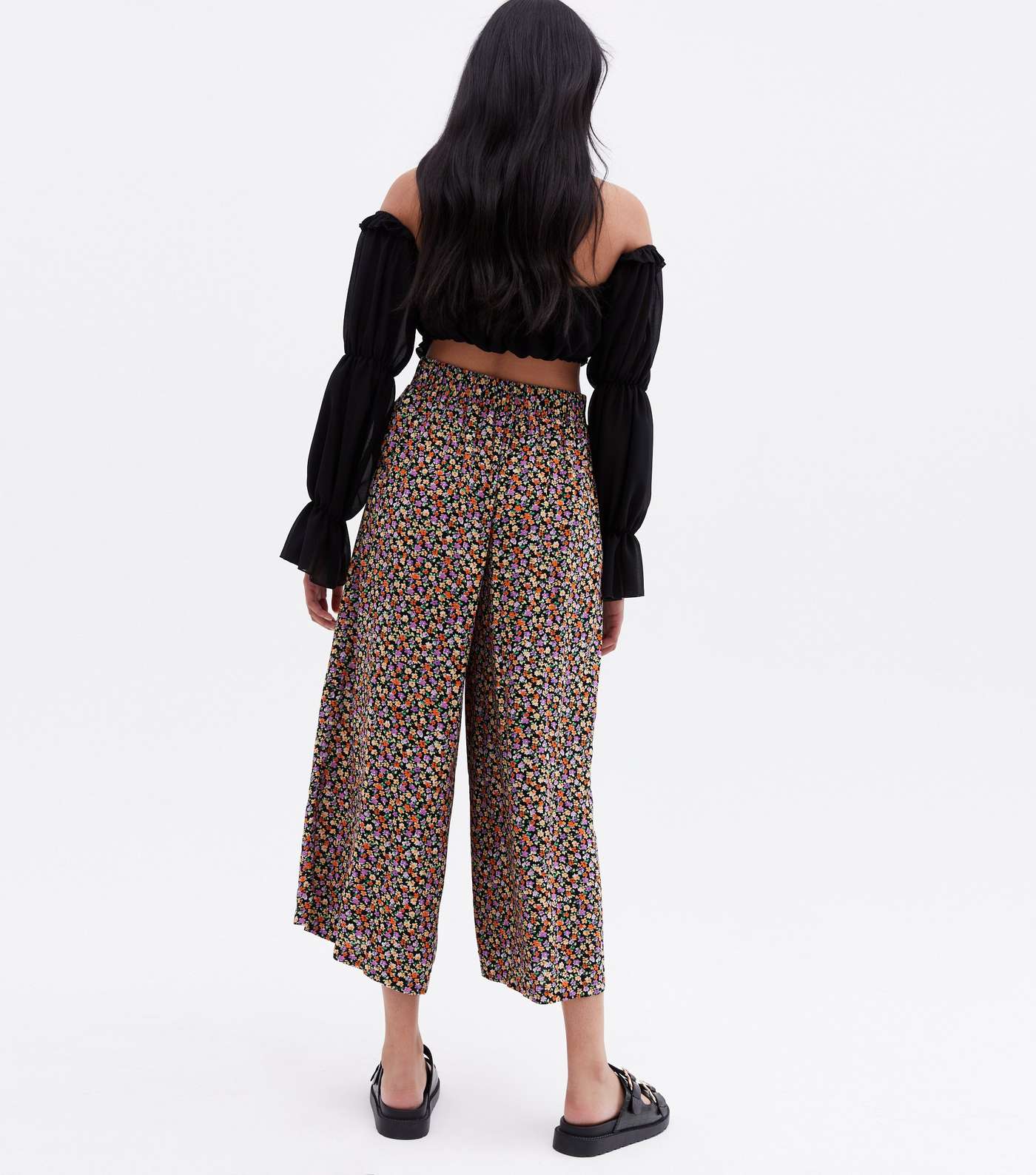 Black Ditsy Floral Wide Leg Crop Trousers Image 4