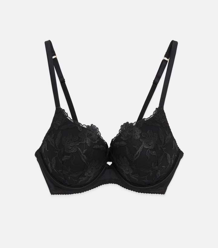 https://media2.newlookassets.com/i/newlook/828918201M9/womens/clothing/lingerie/black-floral-lace-boost-bra.jpg?strip=true&qlt=50&w=720