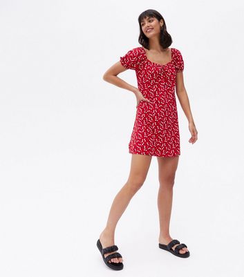 Cameo Rose Red Floral Ruched Mini Dress New Look