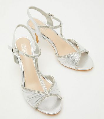 Quiz diamante low heel on sale sandals