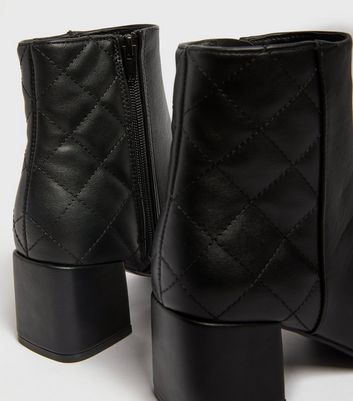 Black quilted 2024 boots womens