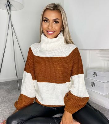 Colour block outlet roll neck jumper