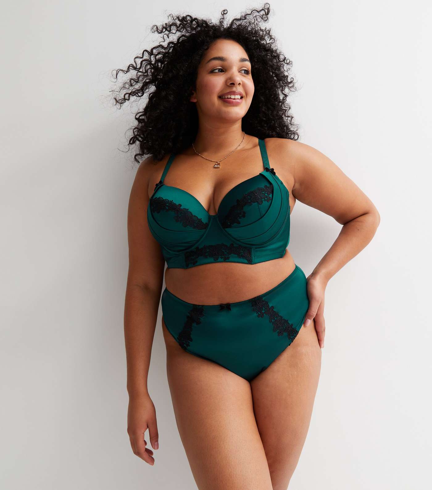 Curves Dark Green Satin Guipure Lace Trim Pleated Plunge Push Up Bra Image 2