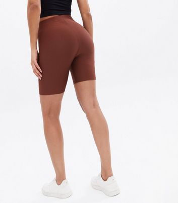 dark brown bike shorts