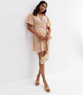 Pink Floral Crepe Collared Puff Sleeve Mini Wrap Dress